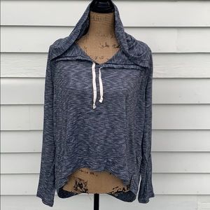 Hollister hooded top m/l